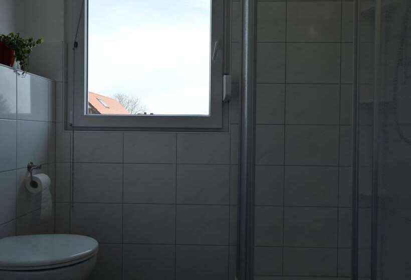 Cozy Apartment In Rees With Free Wifi