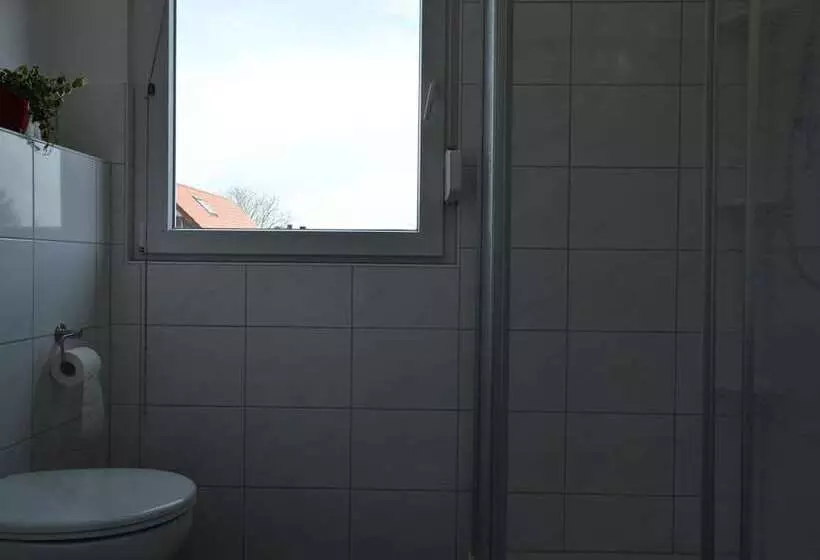 Cozy Apartment In Rees With Free Wifi