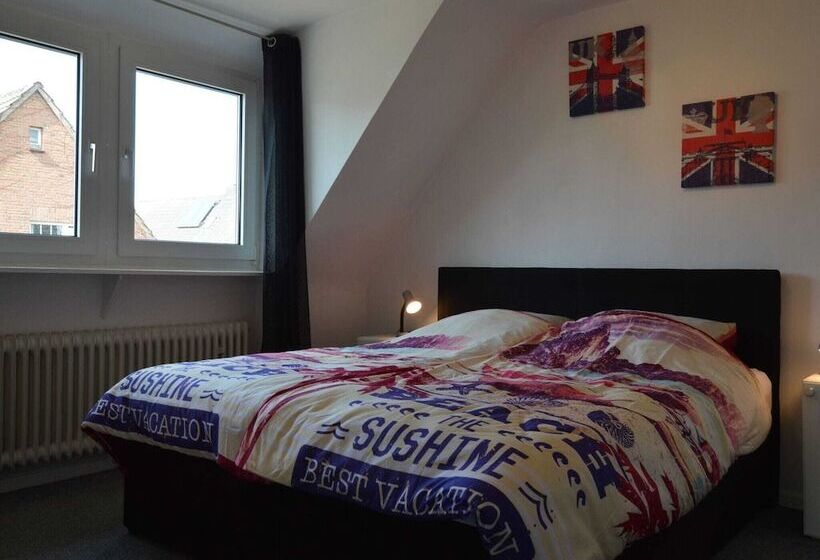 Cozy Apartment In Rees With Free Wifi