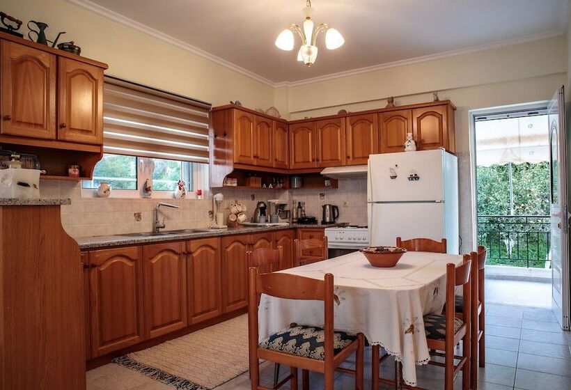 Escape Reality Magic Getaway With Paradise View