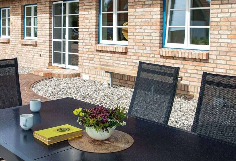 Exclusive Holiday Home In Rerik With Sauna