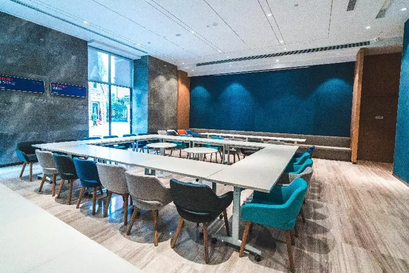 Hotelli Holiday Inn Express Pengzhou Downtown, An Ihg