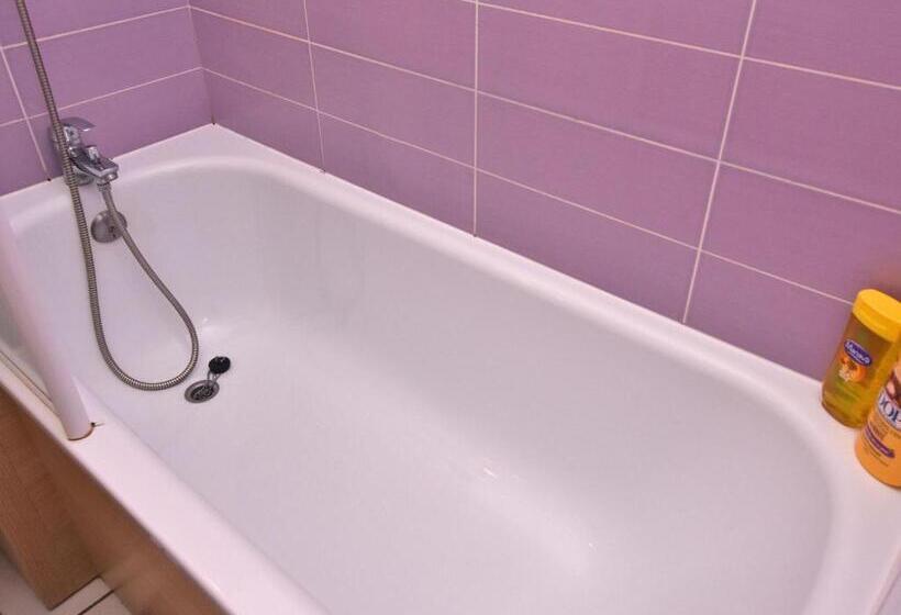 Beautiful Flat With Pool In Moliets Et Maa