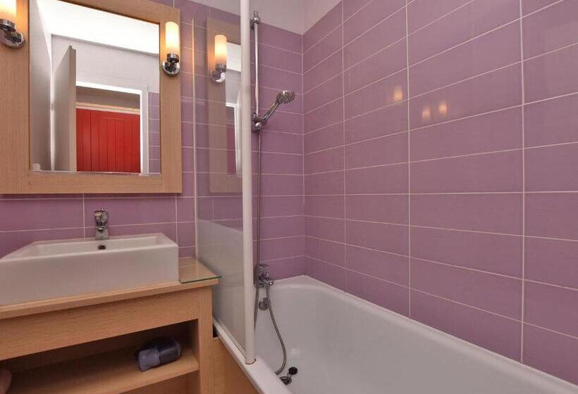 Beautiful Flat With Pool In Moliets Et Maa