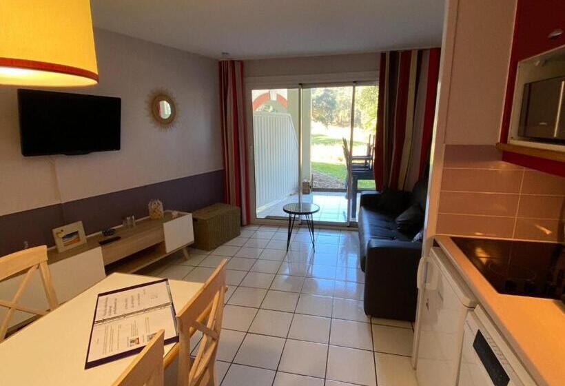 Beautiful Flat With Pool In Moliets Et Maa