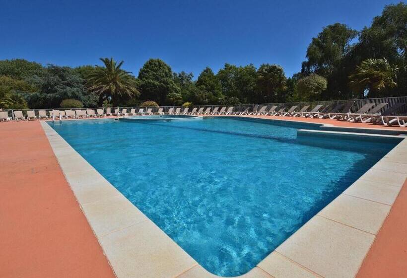 Beautiful Flat With Pool In Moliets Et Maa