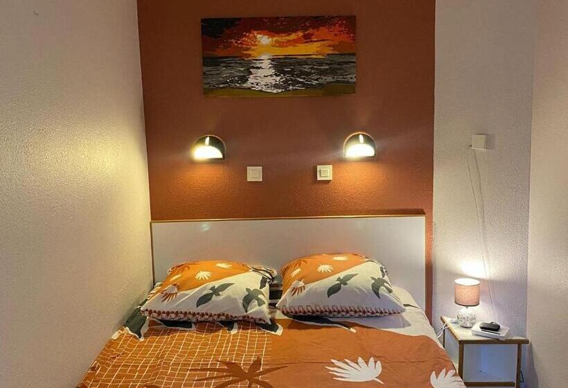 Beautiful Flat With Pool In Moliets Et Maa