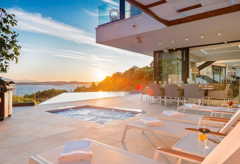 Luxury Villa Princess Of Hvar With Pool