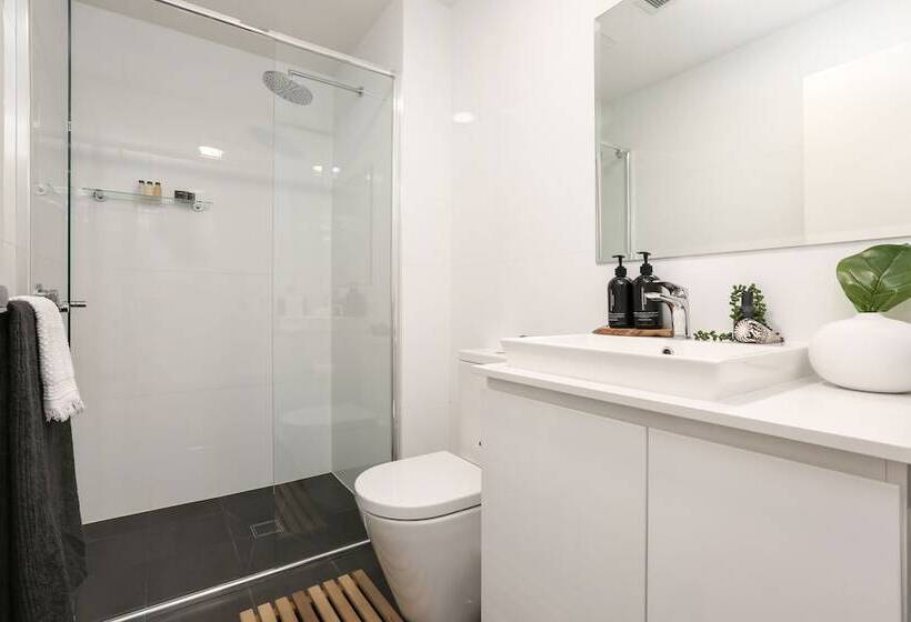 Oceanview Kiama Right In Town Opposite Beach