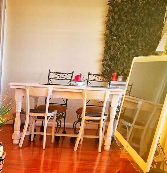 پانسیون Nids Les Peupliers Paris