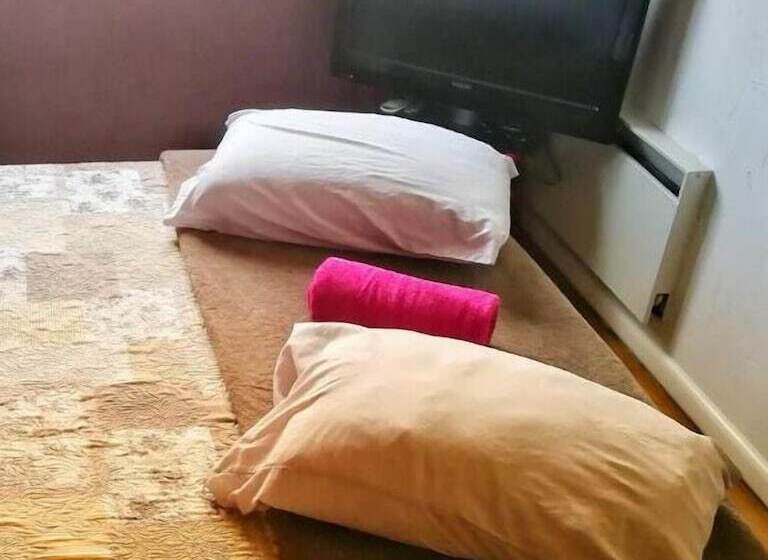 پانسیون Nids Les Peupliers Paris