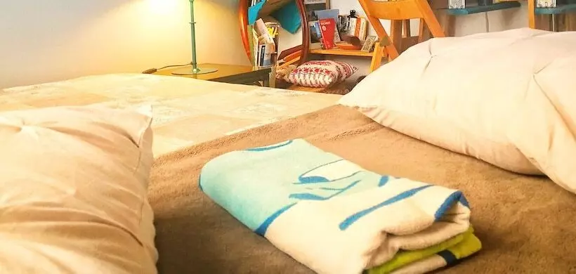 Majatalo Nids Les Peupliers Paris