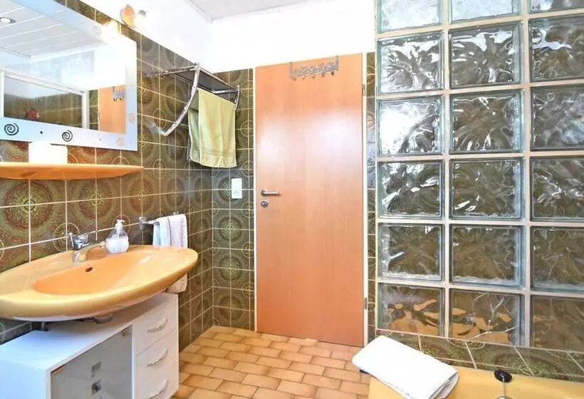 Quiet Apartment In Merlsheim With Balcony