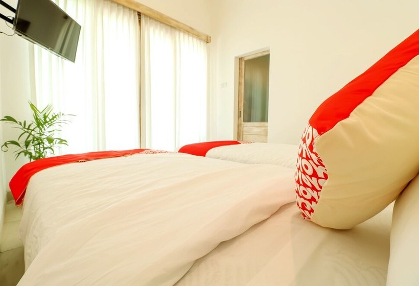 Общежитие Uma Menuh Guest House By Oyo Rooms