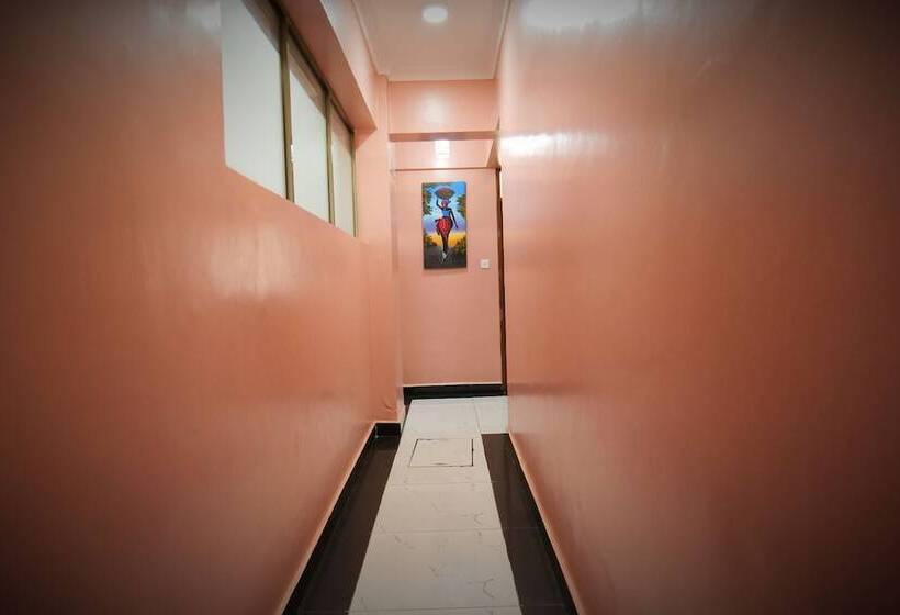 Buraha Zenoni Hotel And Resort