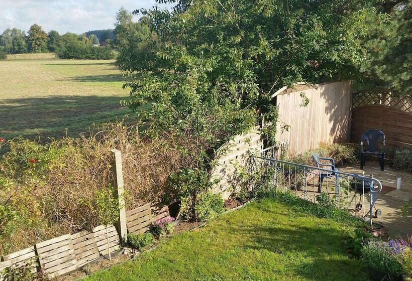 Cozy Bungalow In Nakenstorf With Garden