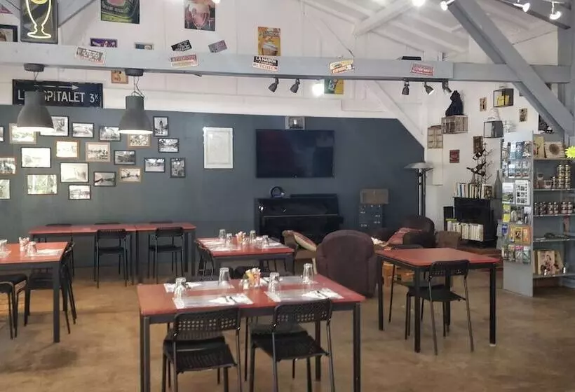 ホテル Au Tour De L Aveyron