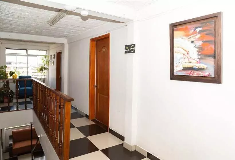 ホテル Ayenda 1131 Casa Valencia