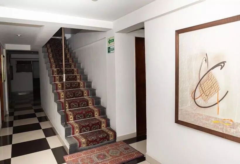 ホテル Ayenda 1131 Casa Valencia