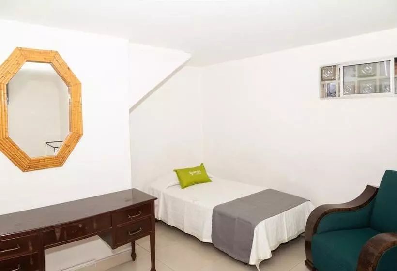 ホテル Ayenda 1131 Casa Valencia