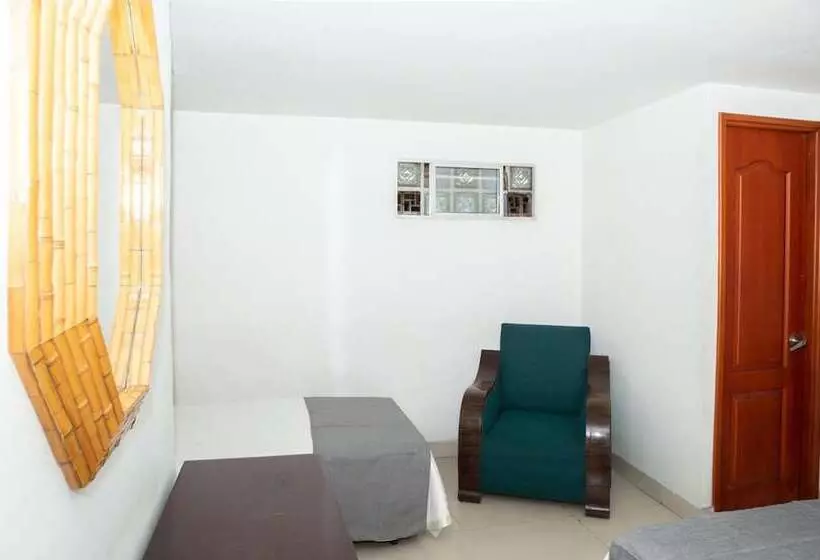 ホテル Ayenda 1131 Casa Valencia