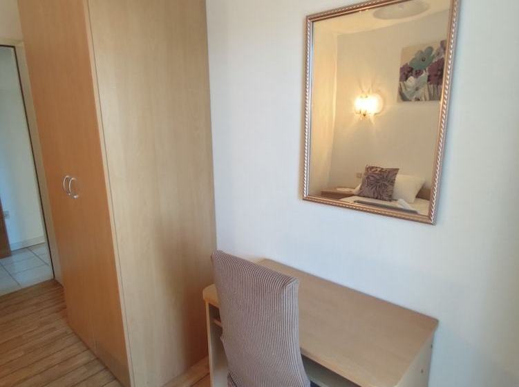 בית מלון כפרי Beach Apartments With Pool