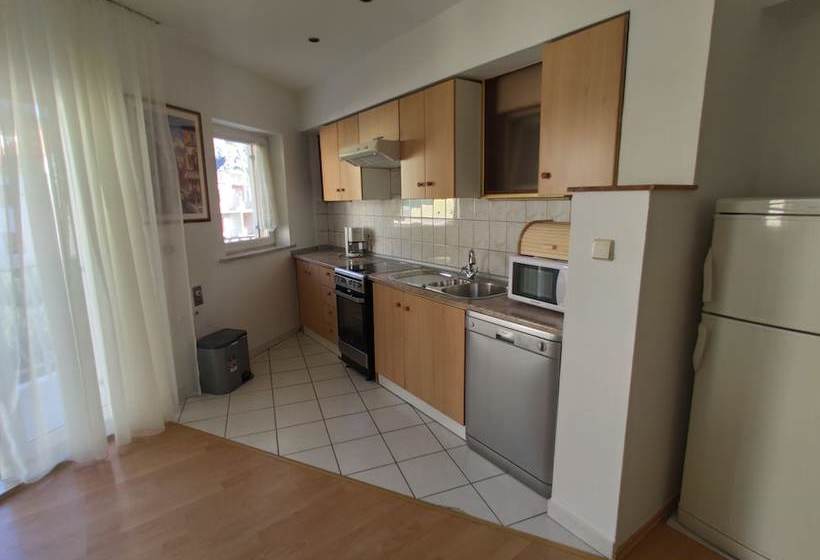 בית מלון כפרי Beach Apartments With Pool