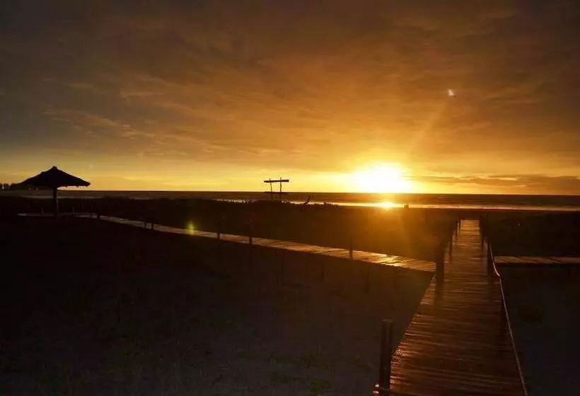 Hotelli Zalala Beach Lodge