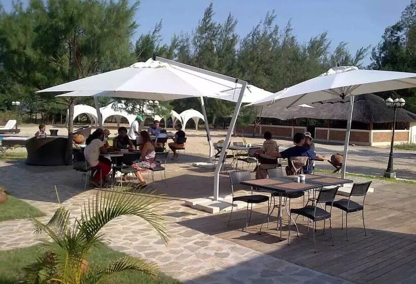 Hotelli Zalala Beach Lodge