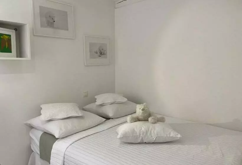 La Tanière De L Ours Blanc Aubagne Cassis Aix En Provence