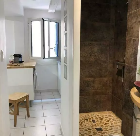 La Tanière De L Ours Blanc Aubagne Cassis Aix En Provence