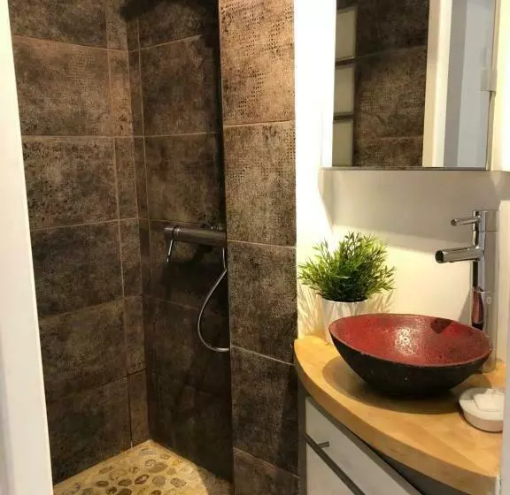 La Tanière De L Ours Blanc Aubagne Cassis Aix En Provence