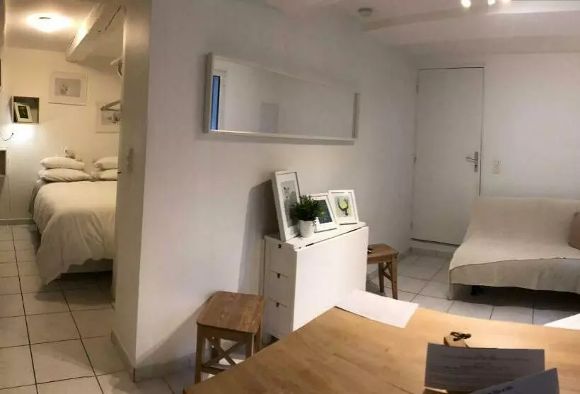 La Tanière De L Ours Blanc Aubagne Cassis Aix En Provence