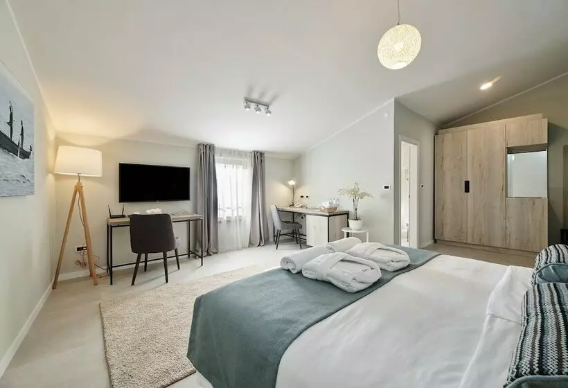 ペンション Al Porto Suites