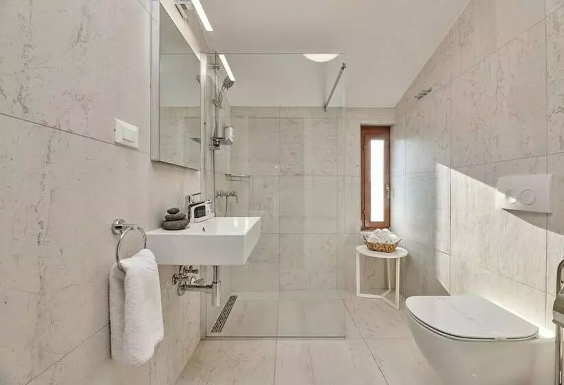 ペンション Al Porto Suites