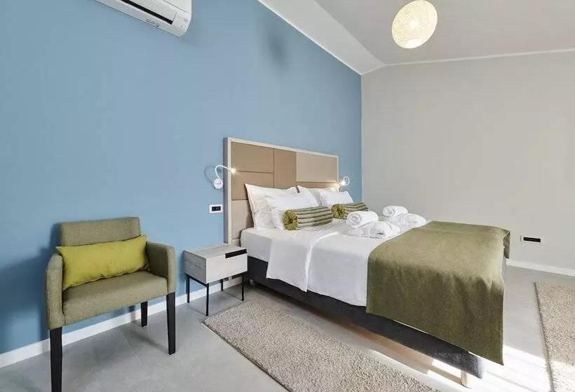 ペンション Al Porto Suites