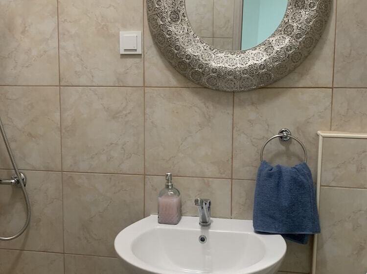 پانسیون Perello Old Town