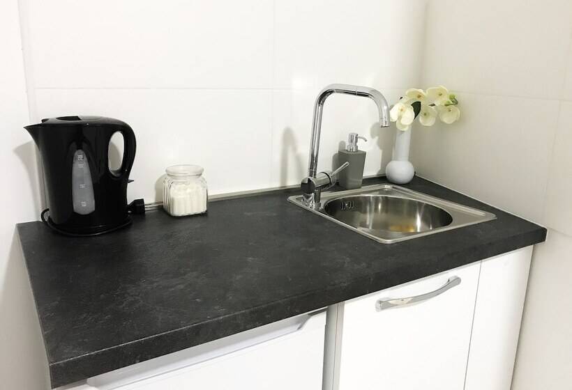 پانسیون Perello Old Town