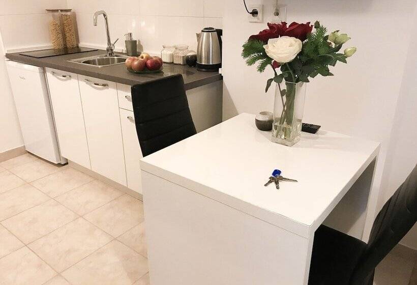 پانسیون Perello Old Town