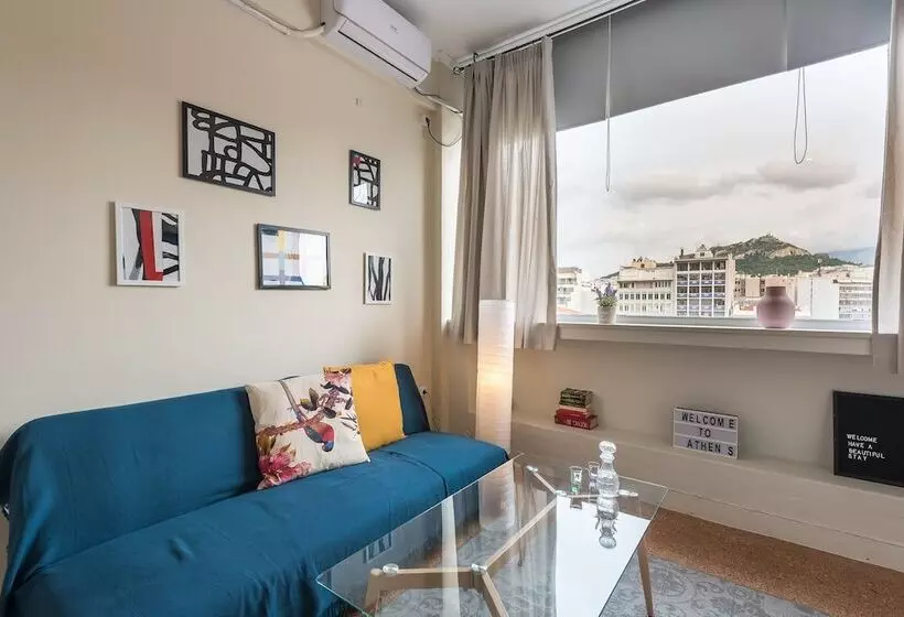 Pension Explore The Art Side Of Omonia