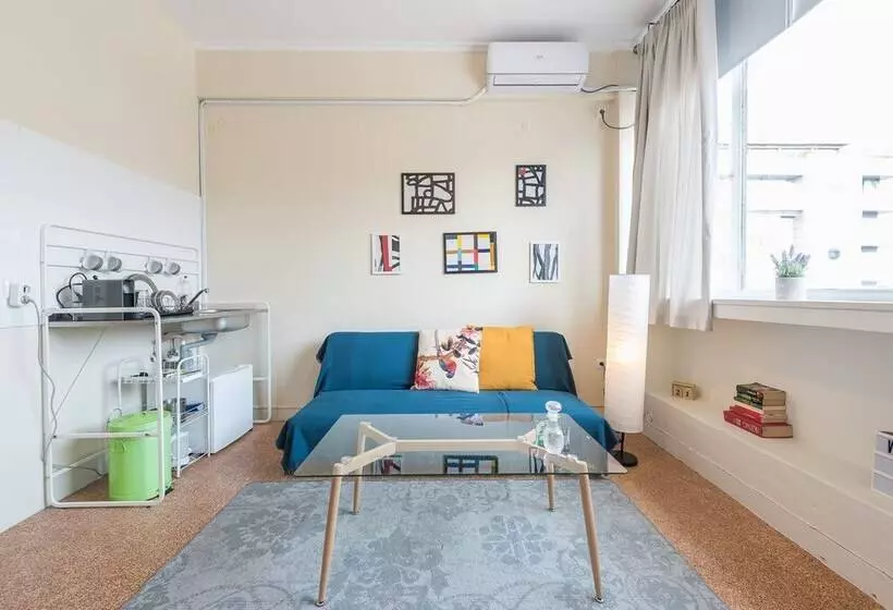 Pension Explore The Art Side Of Omonia