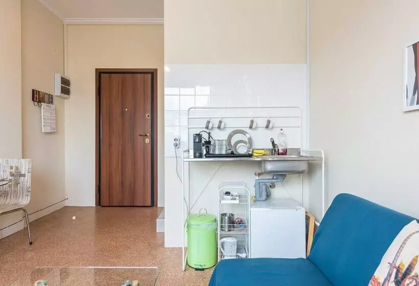 Pension Explore The Art Side Of Omonia