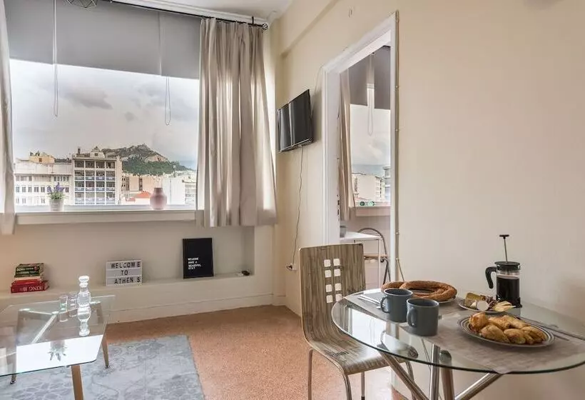 Pension Explore The Art Side Of Omonia