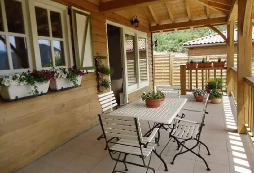 ペンション Le Chalet Des Trois Quilles