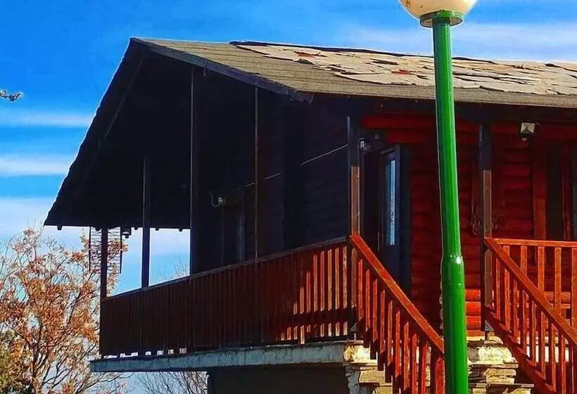 Majatalo Pangeo Forest Village