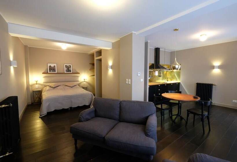 Boutique Charme Apartments 5