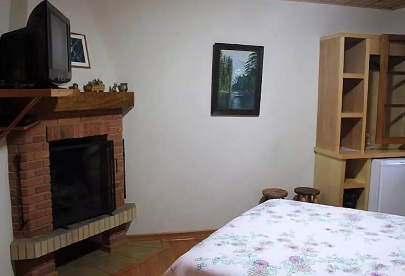 هتل Pousada Aguia Da Montanha