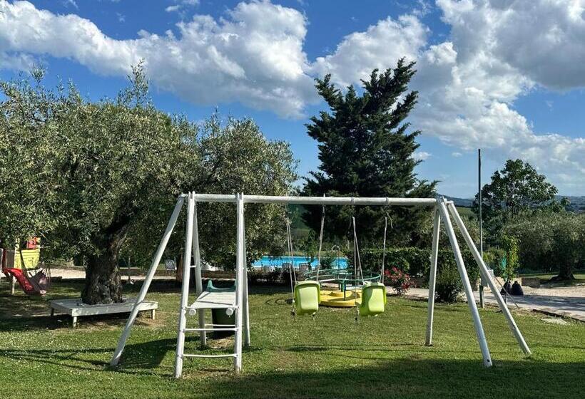 בית מלון כפרי Agriturismo Case Al Sole