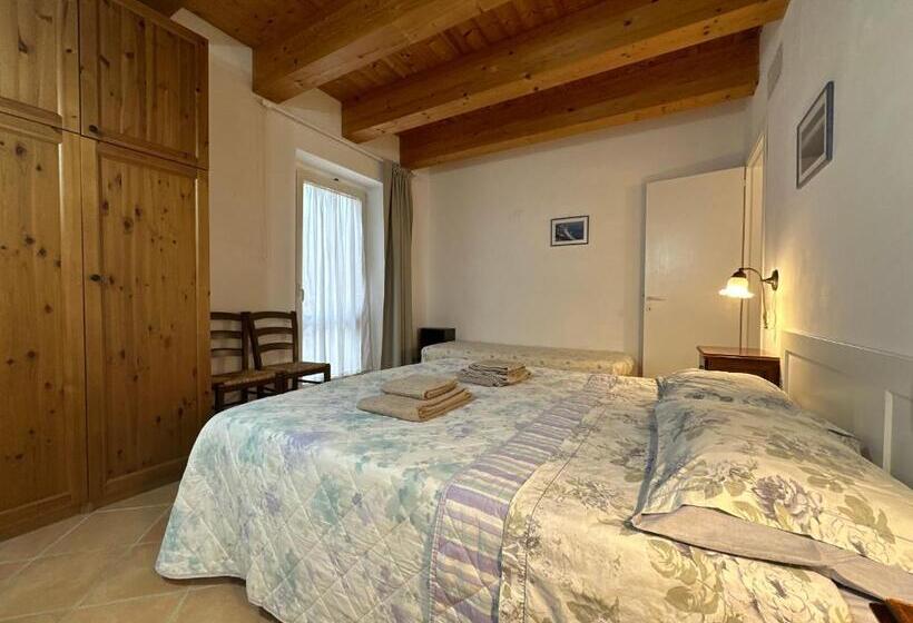 בית מלון כפרי Agriturismo Case Al Sole