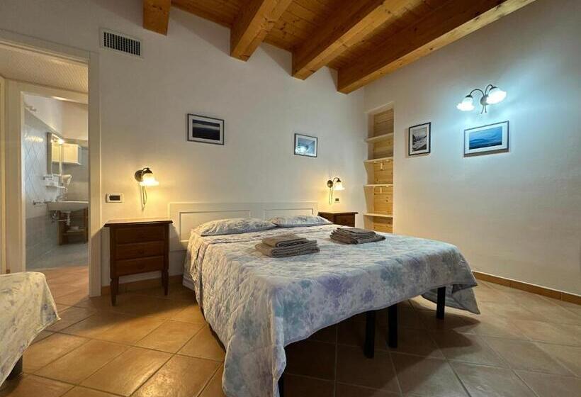 בית מלון כפרי Agriturismo Case Al Sole